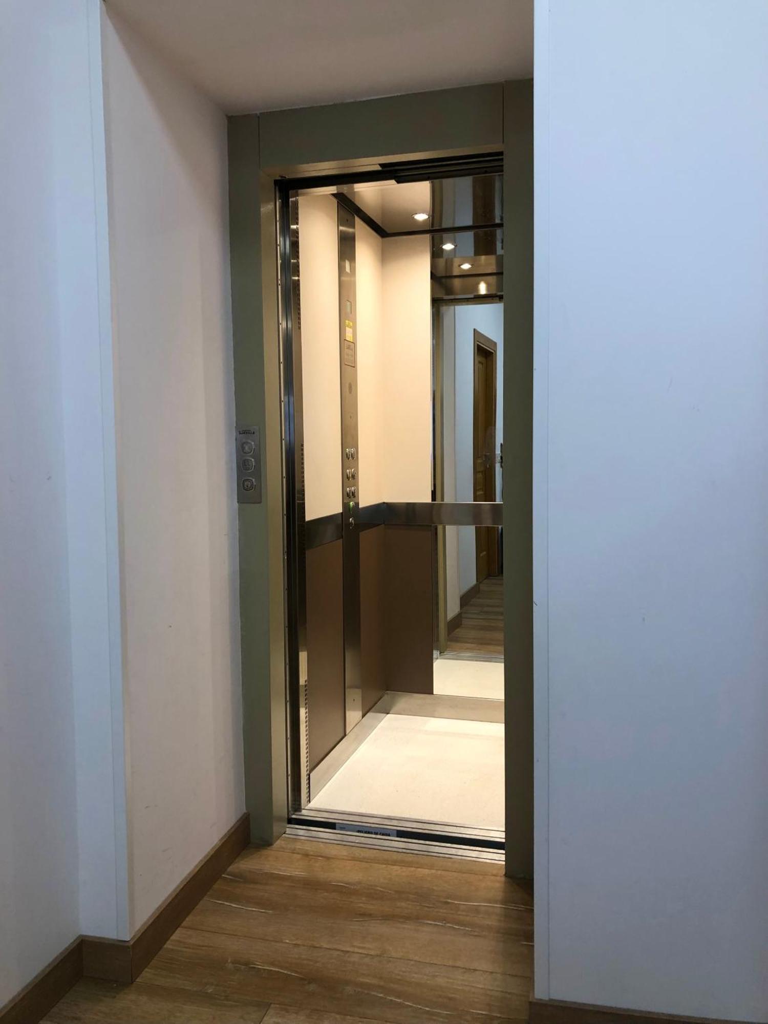 Sahagún Hostal San Juan מראה חיצוני תמונה
